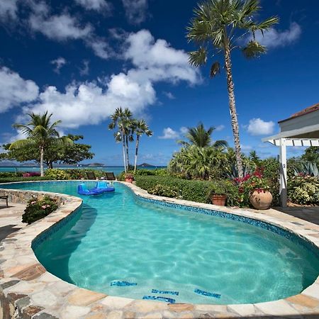 Beachcomber Villa Спениш Таун Екстериор снимка