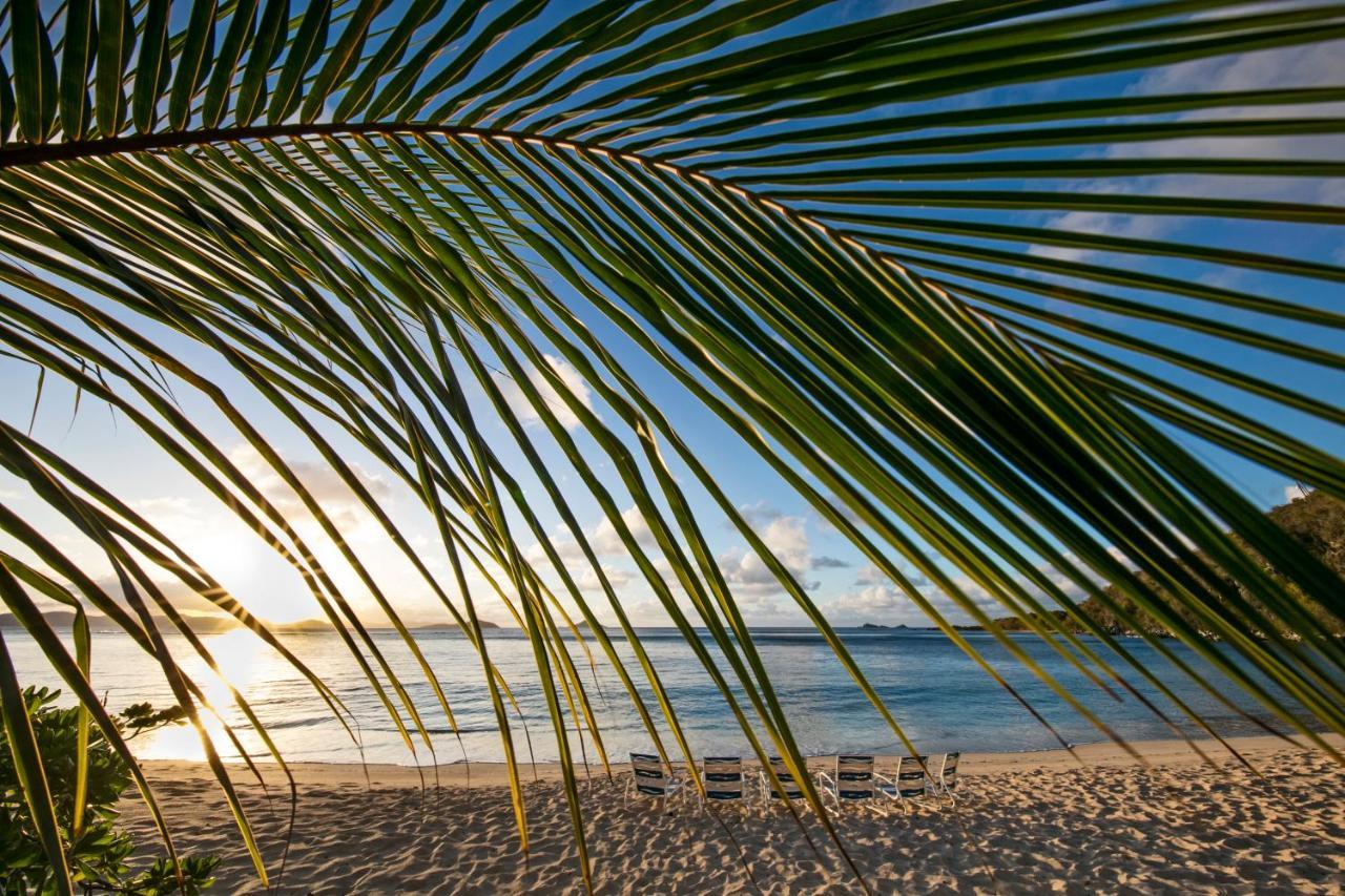 Beachcomber Villa Спениш Таун Екстериор снимка